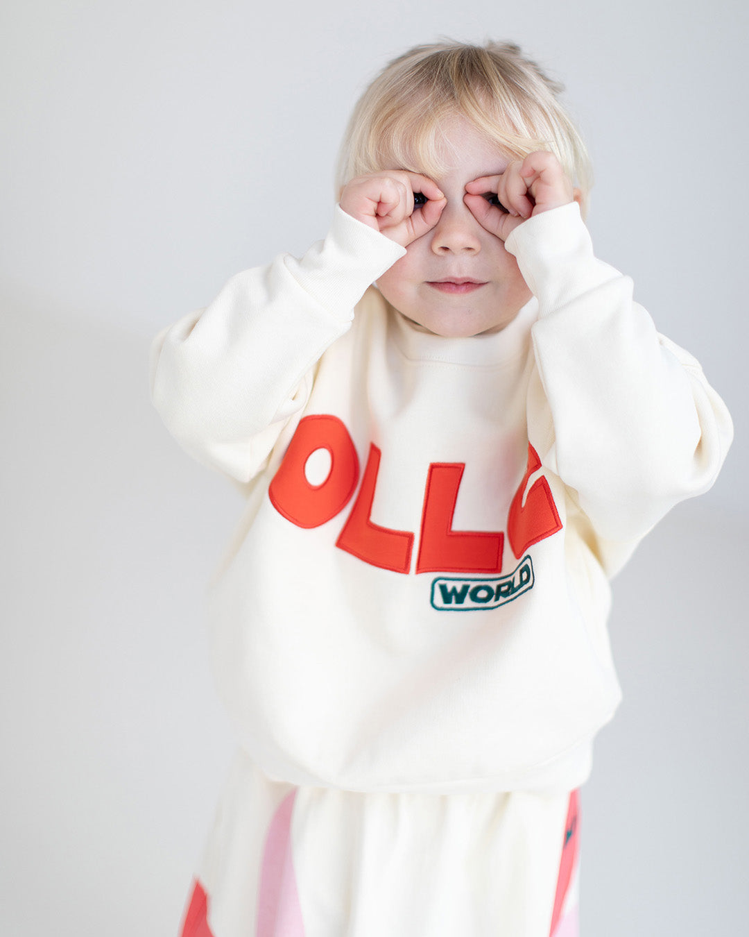 OLLE WORLD SWEATER